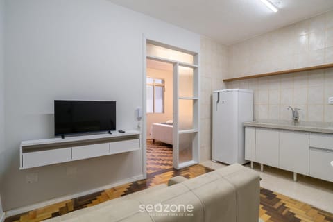 TV and multimedia, Kitchen or kitchenette, Living room, Dining area