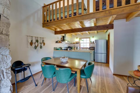 Red River Home with Ski Slope, Mtn and River Views! House in Red River