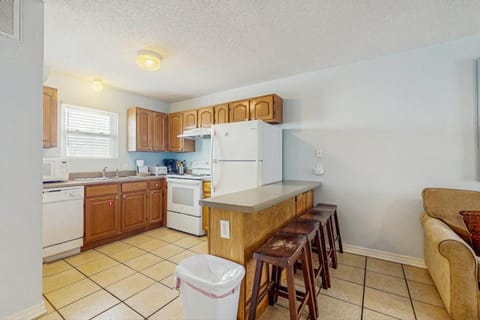 Sunrise Village 206 House in West Beach