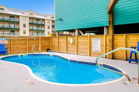 Sunrise Village 206 House in West Beach