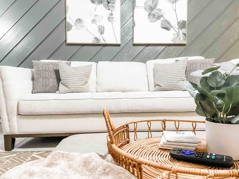 Serene Private Two Bedroom Townhouse in East TLH House in Tallahassee