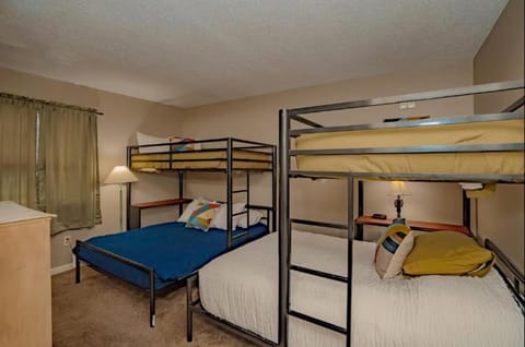 Smoky Mountains Retreat Apartment in Gatlinburg