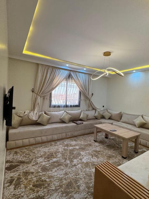 TV and multimedia, Seating area