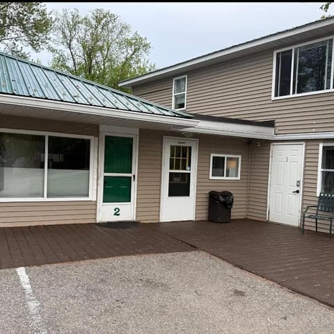 Eddys Motel Motel in East Jordan