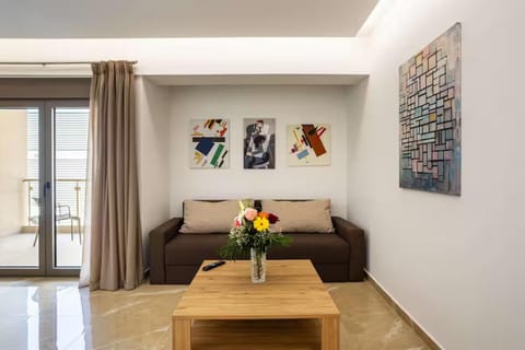 Living room, Decorative detail, Seating area