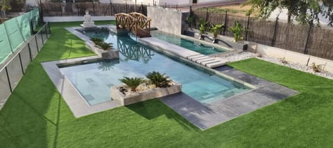 Garden, Swimming pool