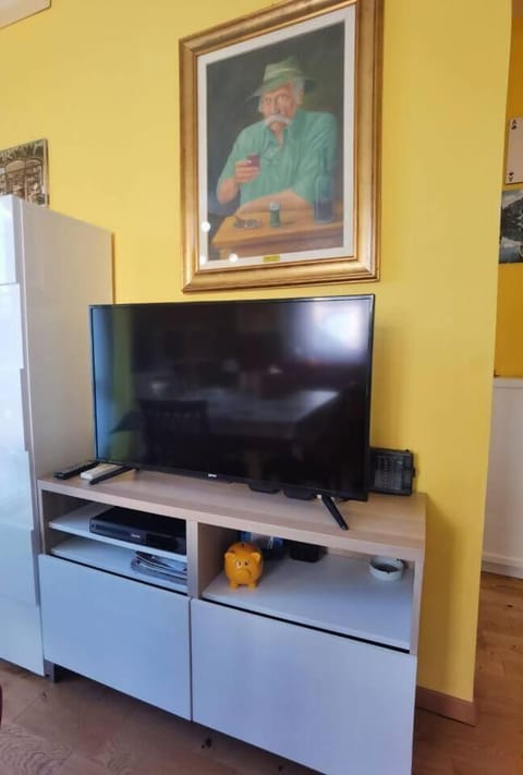 Davide Host | Arcobaleno Apartment in Sesto San Giovanni