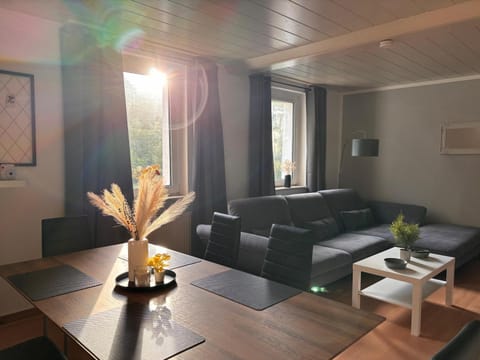 Living room, Seating area, Dining area