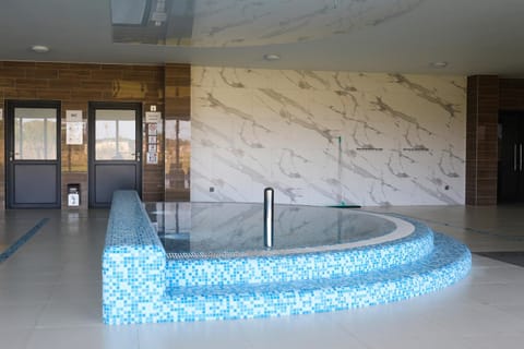 Hot Tub, Hot Tub, Spa and wellness centre/facilities, Pool view, Swimming pool, Swimming pool