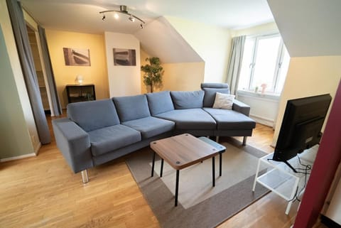 TV and multimedia, Seating area