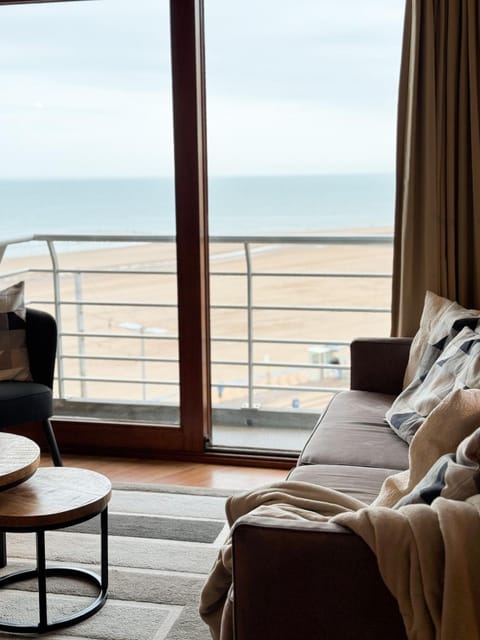 View (from property/room), Balcony/Terrace, Balcony/Terrace, Living room, Sea view