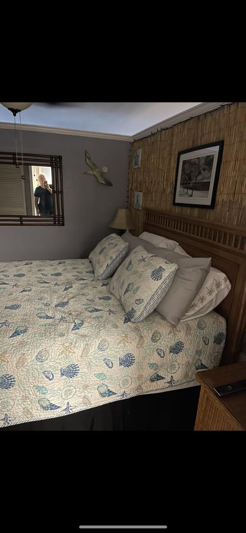 Condo For Rent Apartment hotel in Daytona Beach Shores