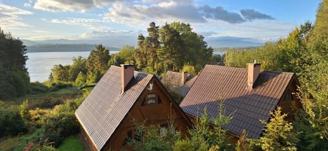 Property building, Day, Natural landscape, Lake view, Mountain view