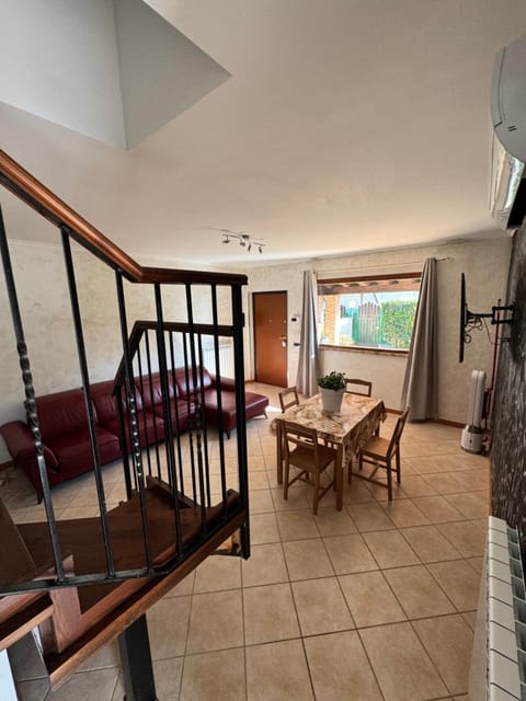 View (from property/room), Balcony/Terrace, Living room, Photo of the whole room, Dining area