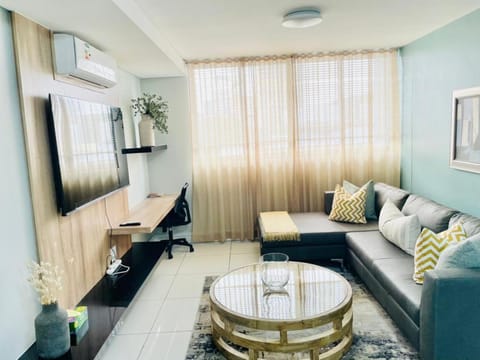 TV and multimedia, Living room, air conditioner
