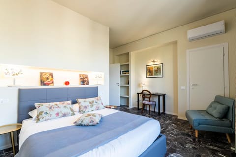 Illustrated Scene-new apt Redi 51 Apartment in Florence