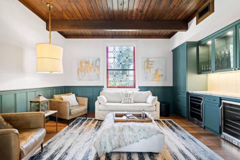 Living room, Seating area, Bedroom