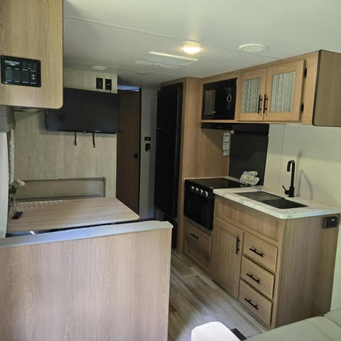 Monday creek camper Nature lodge in Falls Township