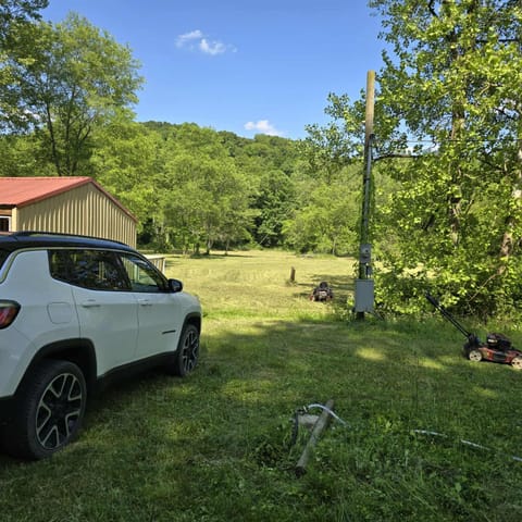 Monday creek camper Nature lodge in Falls Township