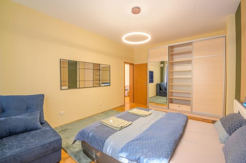 1 Minute Walk to Main Street Vitoshka, NDK, Free Parking, 2 BDR Apartment in Sofia