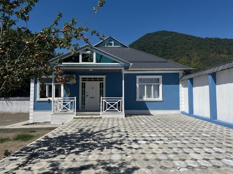 Property building, Day, Natural landscape, Mountain view