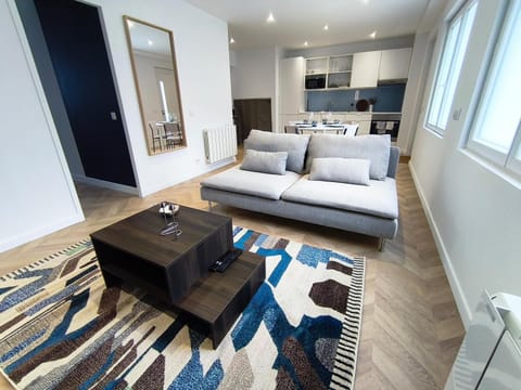 Living room, stove, kitchen