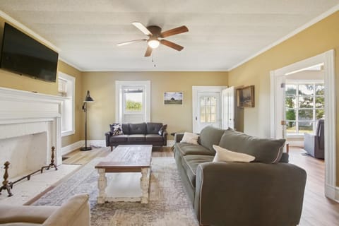 Peaceful Retreat with Scenic Surroundings home House in Shenandoah Valley