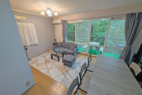 Living room, Dining area, air conditioner
