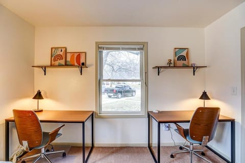 30 Day Minimum - Entire House - Washer & Dryer and AC House in Madison