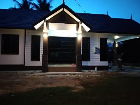 Property building, Night