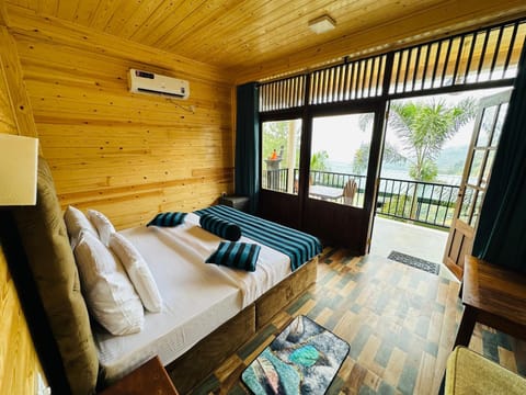 Balcony/Terrace, Photo of the whole room, Bedroom