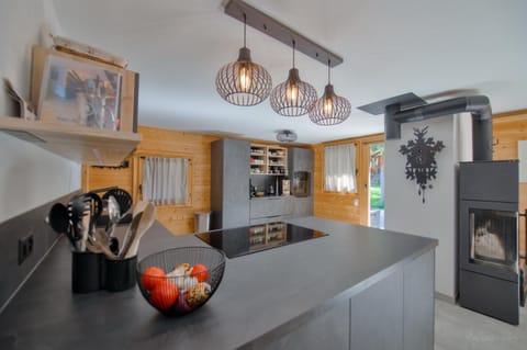 stove, stove, kitchen, kitchen