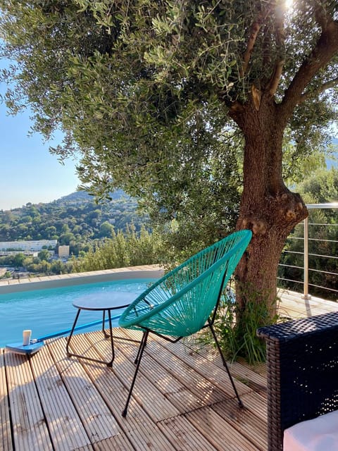 Natural landscape, Mountain view, Pool view, Swimming pool, sunbed