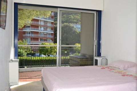3 pièces moderne et calme, 5 minutes mer et golf Apartment in Mandelieu-La Napoule