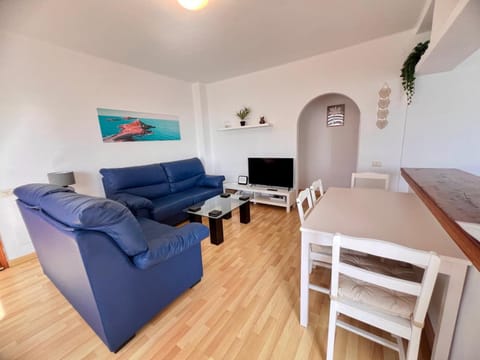 TV and multimedia, Living room, Dining area