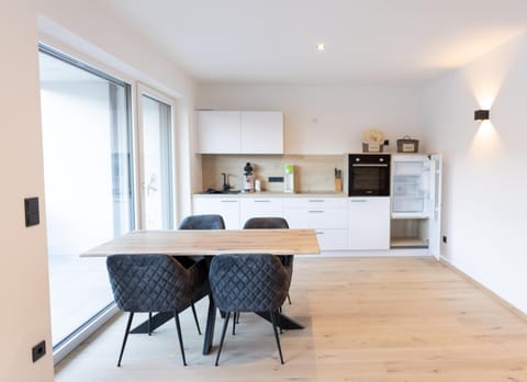 Kitchen or kitchenette, stove, kitchen