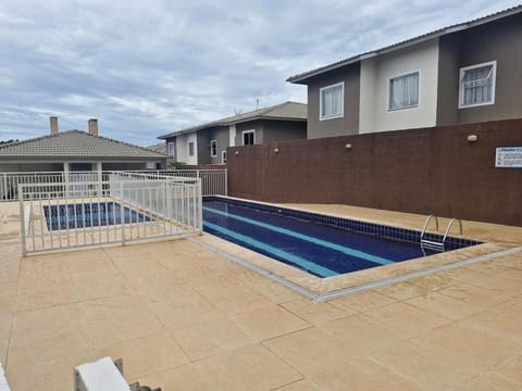 Pool view, Swimming pool, sunbed