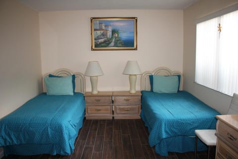 Super nice 3 bedroom 2 bathroom apartment Apartment in Deerfield Beach