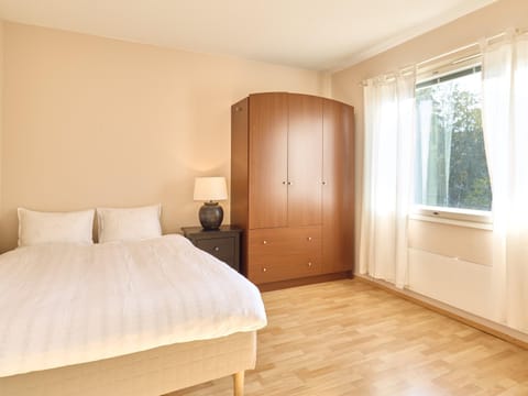 Spacious 3-Room Flat in Martinlaakso Apartment in Helsinki