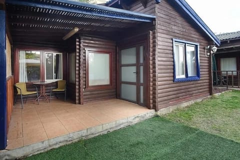 Property building, Patio, Garden