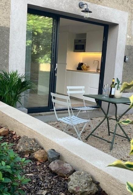 Garden, Balcony/Terrace