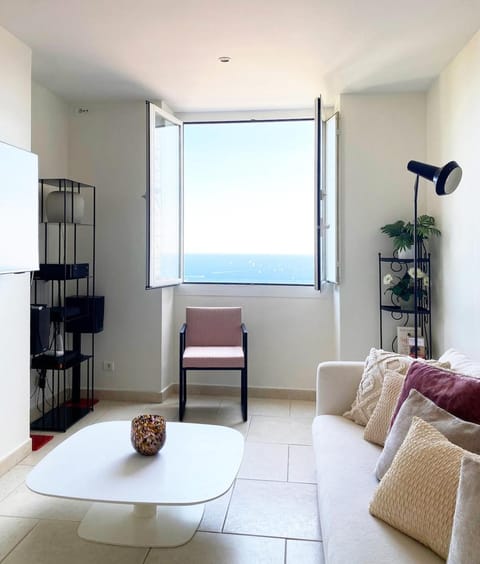 Elegant apartment - sublime view of Monaco Apartment in Avenue du Carnier