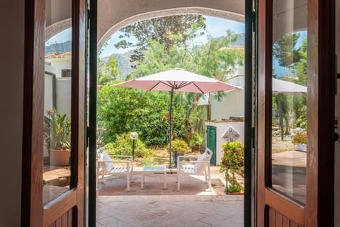 Patio, Garden, Garden view