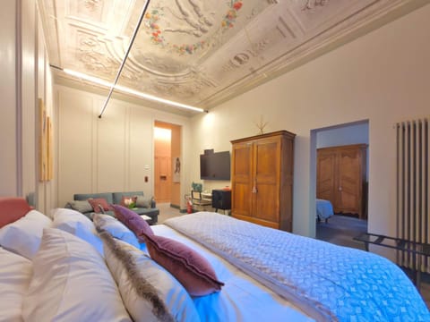 Homeby, Cinisca Suites Inn in Bologna