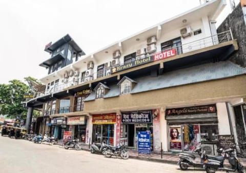 Property building, Parking