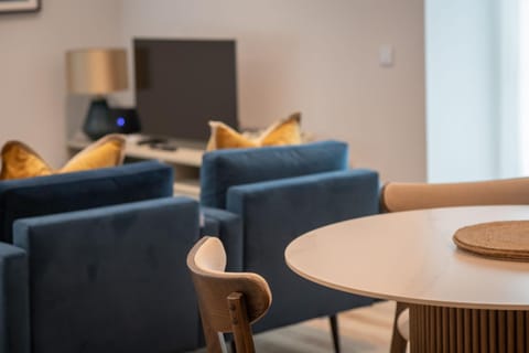 Communal lounge/ TV room, Living room, Seating area