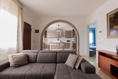 Kitchen or kitchenette, Living room, Seating area