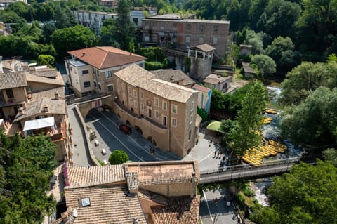 Property building, Natural landscape