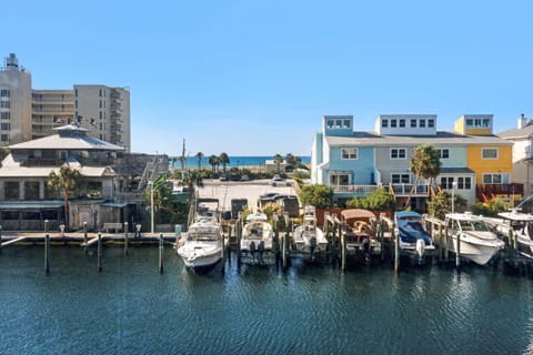 Leaning Palms House in Pensacola Beach