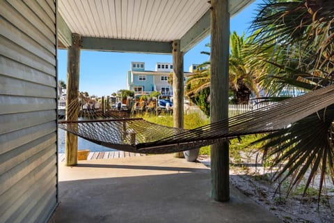 Leaning Palms House in Pensacola Beach